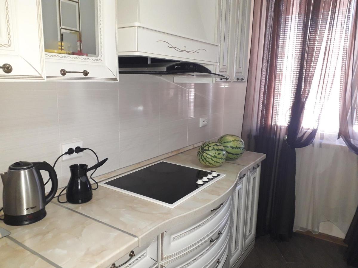 Chasha Polnaya Apartment Sukhumi Ngoại thất bức ảnh
